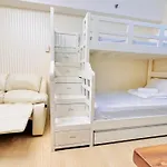 Cozy Staycation By Paris