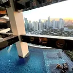 Lovely & Stylish 2Br At The Gramercy Makati