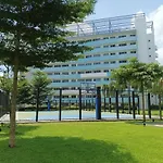 Staycation At The Residences At Commonwealth