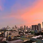 Manhattan Heights Towerb In Araneta Cubao 5Mins Walk To Smart Araneta