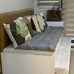 Mel And Rose Place In S Residences Tower 1 Moa