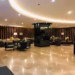Yassi\'S Suite At Moa
