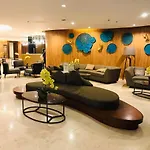 Yassi\'S Suite At Moa