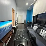 Homestyle Rare Find Corner Penthouse Suite In The Gramercy Residences Condo