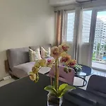 S&J Staycation At Shell Residences Moa/Near Airport