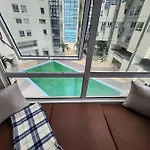 Bgc Rustic-Themed Loft W/ Pool View 200Mbps