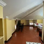 White Knight Hotel Intramuros