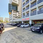 Mall Of Asia Condo With Balcony Facing Pool @ Shore2