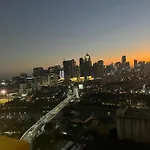 Near Bgc Makati Ortigas 1Br Wi-Fi Netflix Balcony