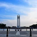 Spacious Condo In Q.C. W/ Wifi,Near Sm North