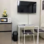 Shore Residence D21 Shortwalk Moa Balconypoolview