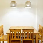 Backpackers Homestay Nomadsmnl - Near Airport