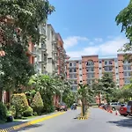 1Br Suite In La Fayette Chateau Elysee