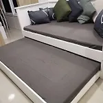 Da Residence-1Br In Moa W/ Direct Pool Access