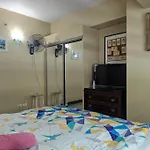 Spacious Unit To Stay In