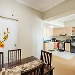 StayHere Burgos Circle 1 Bedroom Avant@Fort Gym