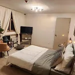 Penthouse In Quezon City Ri