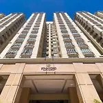 Modern Stylish Condo In Stamford Mckinley Wi-Fi