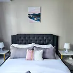 Cozy City View Free Swim And Gym