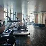 Cozy City View Free Swim And Gym