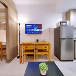 1Br Unit Condotel W Balcony Fame Residences -Fm02