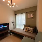 The Rochester, Bridgeview Tower - 1Br Apartment