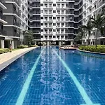 Affordable Family Friendly Near Airport - Shore 3 Residence