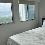 2 Bedroom Luxe Manila Golf View Loft In Bgc