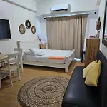 Boho Rsquare Manila - With Pool Access