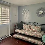Nice & Cozy