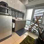 Modern Chic 2Br With Panoramic Golf View In Bgc