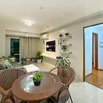 Family Size Staycation In Makati With New Year\'S Firework Balcony View
