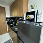 Bachelor Pad Shore 3 Residences