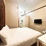 S&Rs Place Space Taft Condominium
