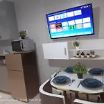 Skyview Condotel Free Wifi&Netflix Near Moa&Naia
