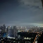Cozy Two Bedroom Flat In The Gramercy Residences