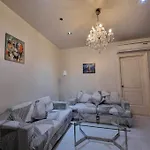 Cozy Two Bedroom Flat In The Gramercy Residences