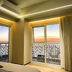Luxury 1Br Beside Okada Manila