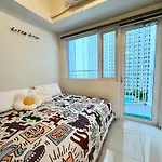 Fun Pop-Art Inspired Makati Studio