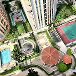 Venice Bgc Luxury Condo - Balcony, Pool, Wi-Fi