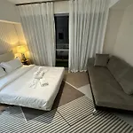 Luxurious Modern Penthouse 2Br Cross City Of Dreams Okada Solaire Moa Airports