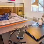 Relaxing Apt Bgc Business Ready With 84Inch Cinema