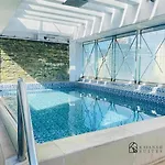 Kavanah Suites-Upper Penthouse