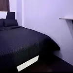 Private Room With Ac And Fan At Ekg Manila House Rental
