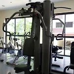 Helloqc Cubao - Cosy Home W Pool Access Nr Train & Bus Stns For 4Pax