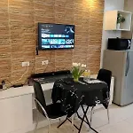 Affordable Unit Near Moa Walking Distance To Picc