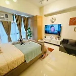 Cozy Studio In Viceroy Near Venice Mall