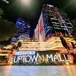 Luxury Bgc Condo Across Uptown Mall #Ournw19A