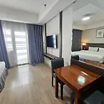 The Residences At Bcct By Stays Ph Cozy Retreat With Hotel-Style Comforts And Convenience, Best Location In Bgc