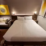 Luxury California King Suite With Pool And City View